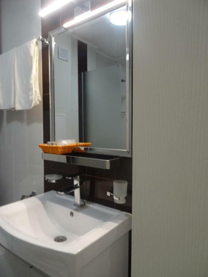 Апартамент 13 Hisarya Exterior foto