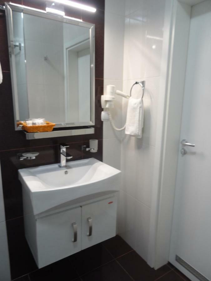 Апартамент 13 Hisarya Exterior foto